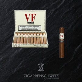 Vega Fina 1998 Line 52 Robusto, Zigarrenkiste geöffnet mit dunklem Ecuador-Habano-Deckblatt